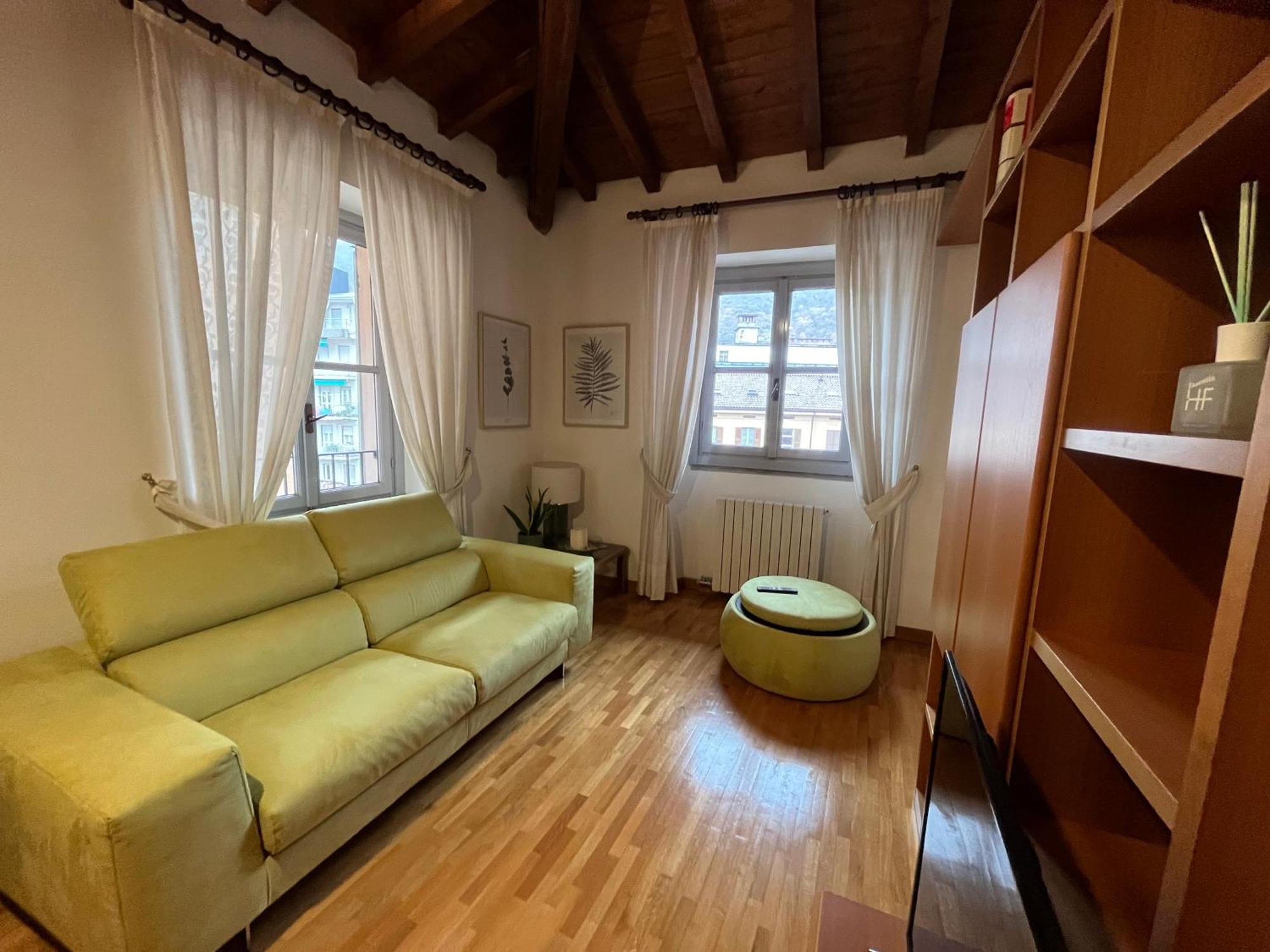 La Corte Di Costantino-Downtown Como Bagian luar foto